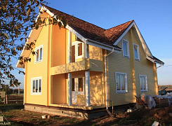 Двухэтажный дом из бруса 192х130 с террасой и балконом 0